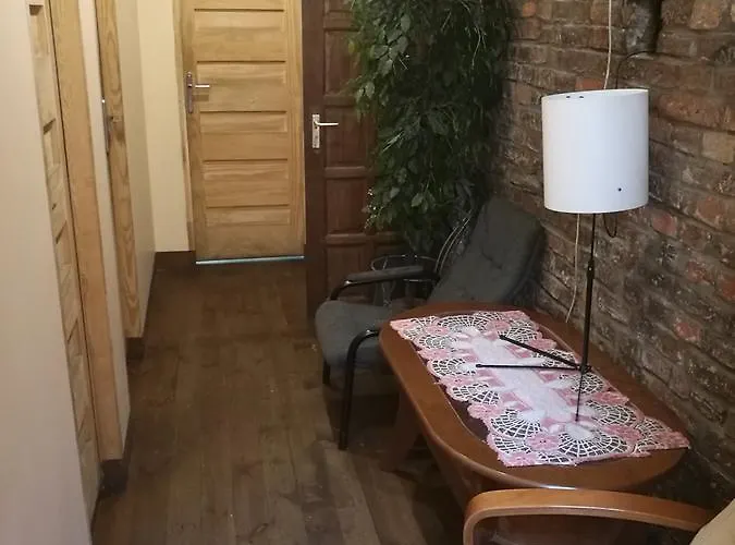 Pracownicze Korczaka Hostel *